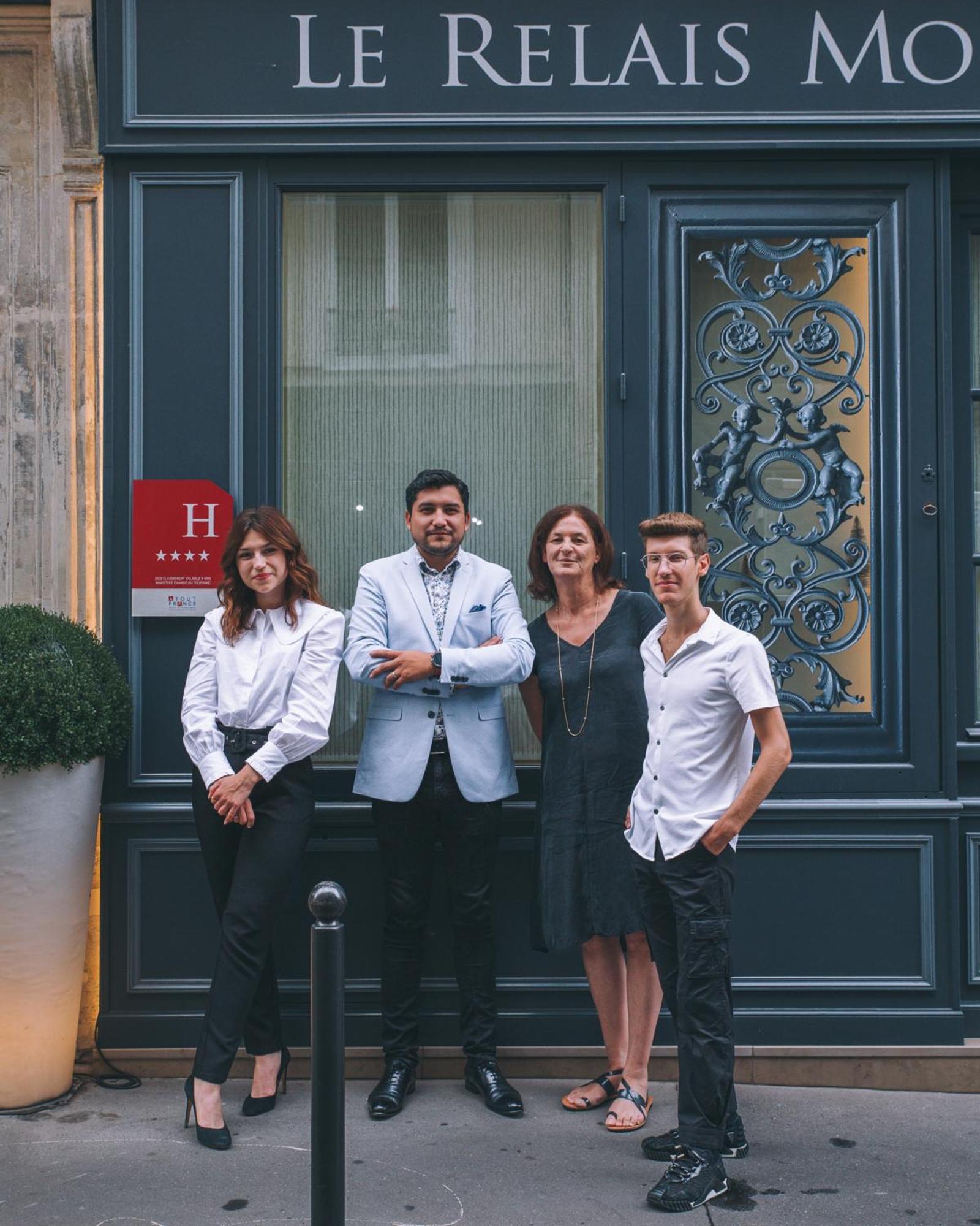 Hotel Le Relais Montmartre París Exterior foto